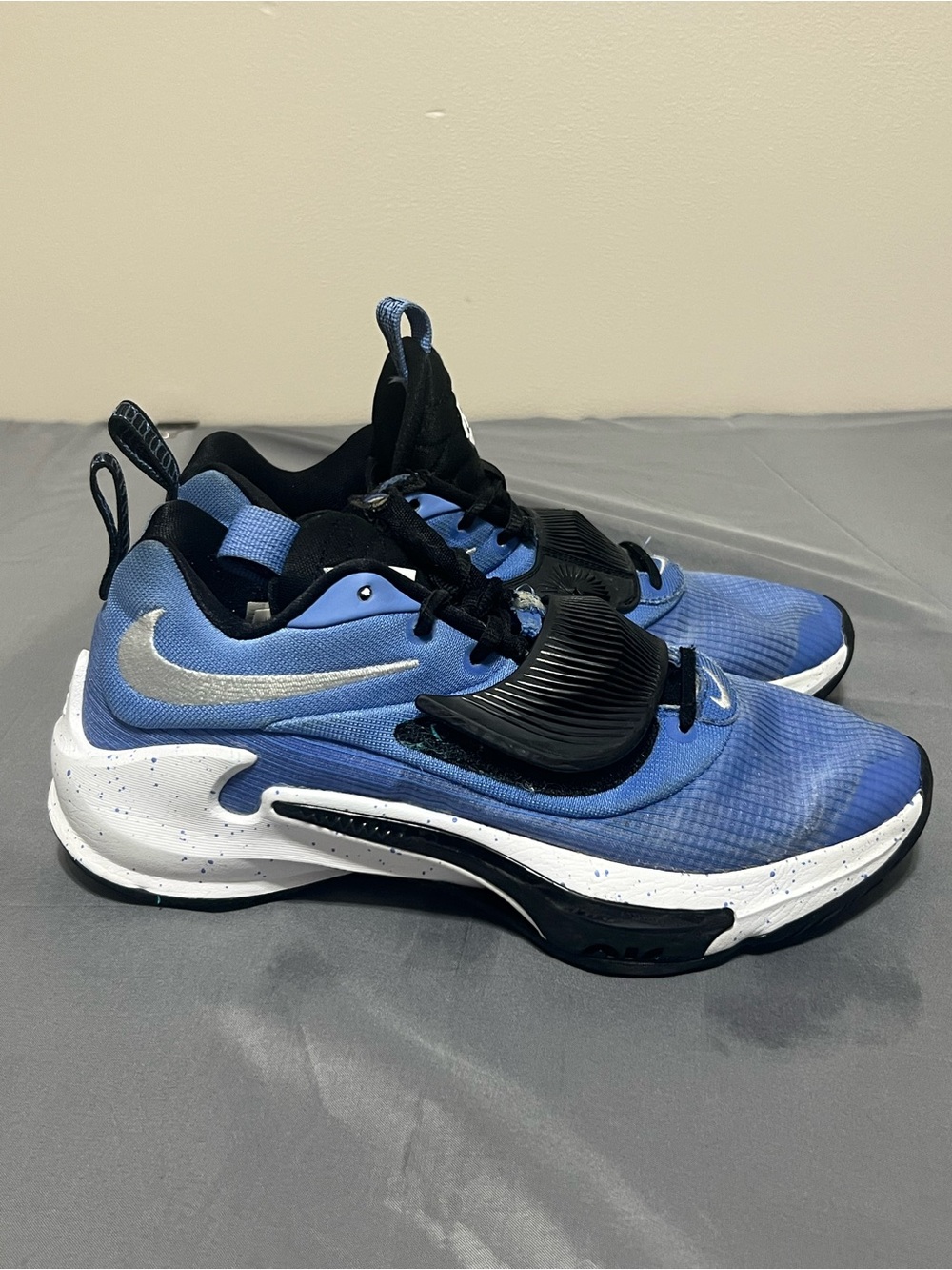 Nike Zoom Freak 3 TB 'Royal Pulse' DA7845-400 Size 7.5